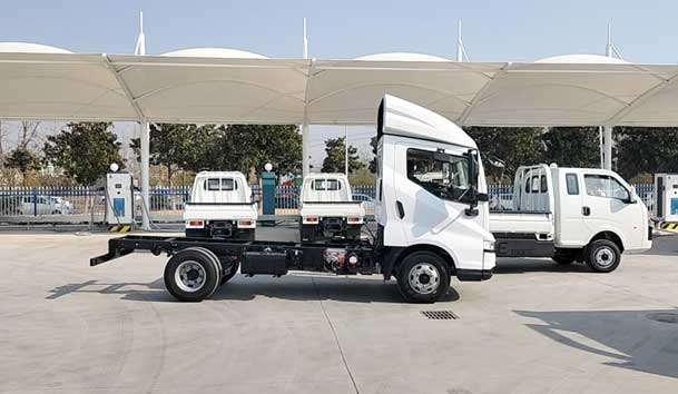 【重卡电动先锋】优越会300-400kW重卡充电桩：亮点与应用典范